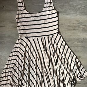 ♥️ 3/$15 Black and White Stripe Dress